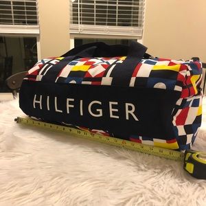 Tommy Hilfiger Duffle bag